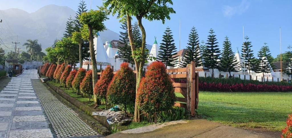 The Highland Park Resort בוגור מראה חיצוני תמונה