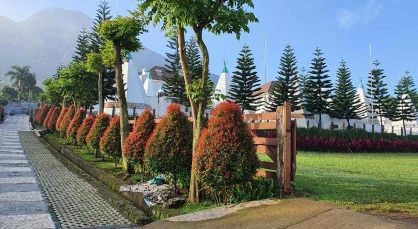 The Highland Park Resort בוגור מראה חיצוני תמונה